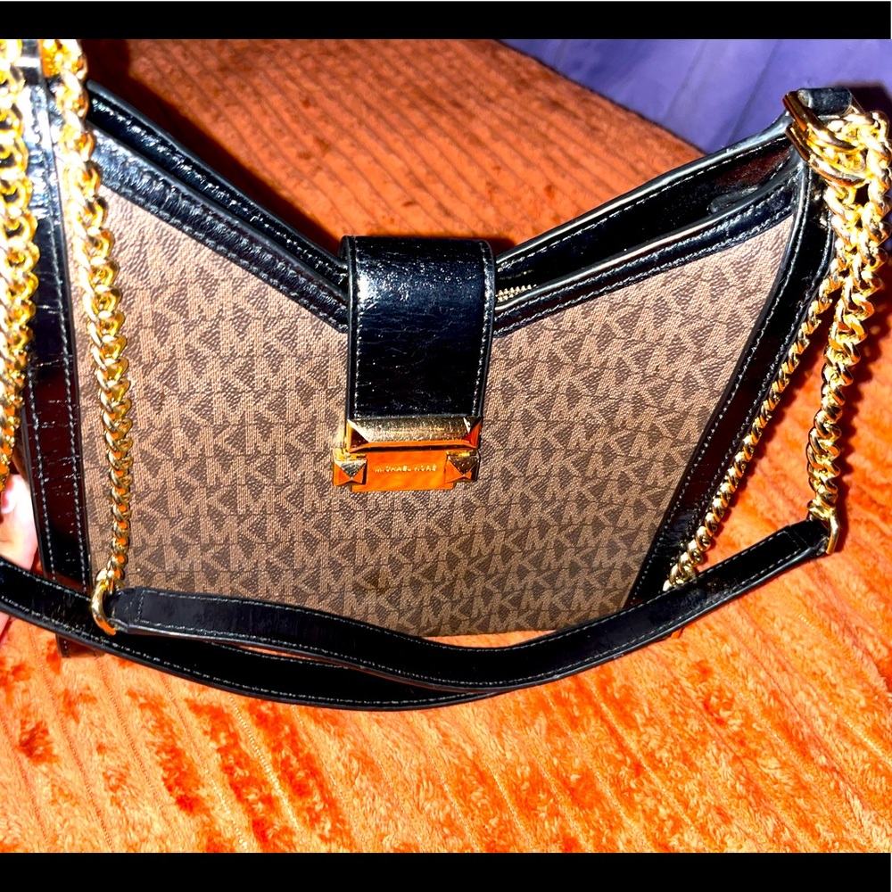 Michael Kors purse